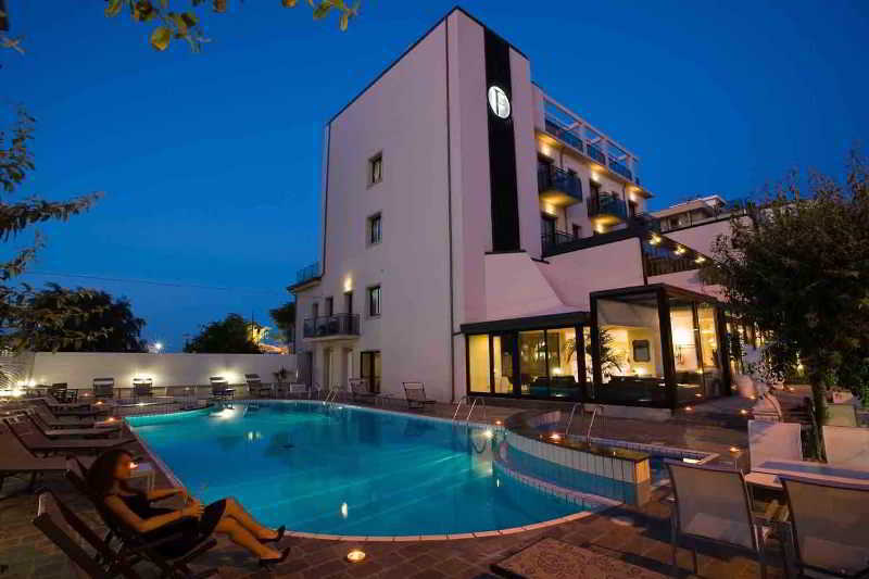 Ferretti Beach Hotel Rimini Dış mekan fotoğraf